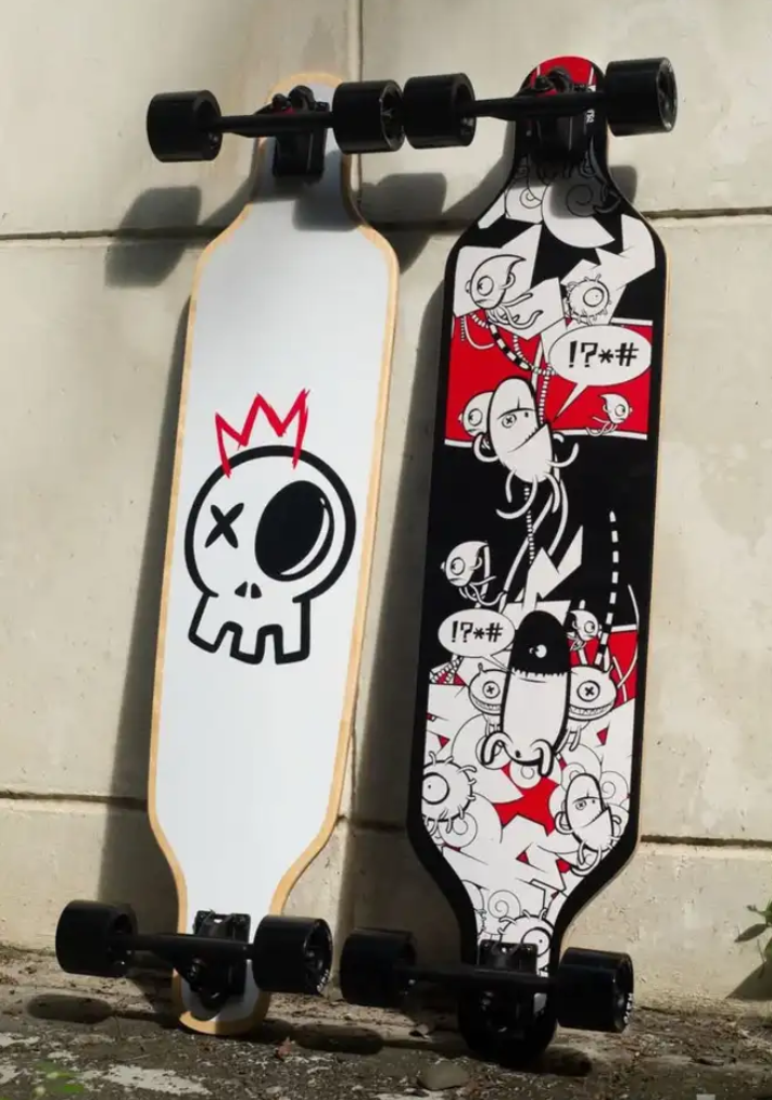 لوحة تزلج "Longboard" بتصميم عصري – أسود وأبيض